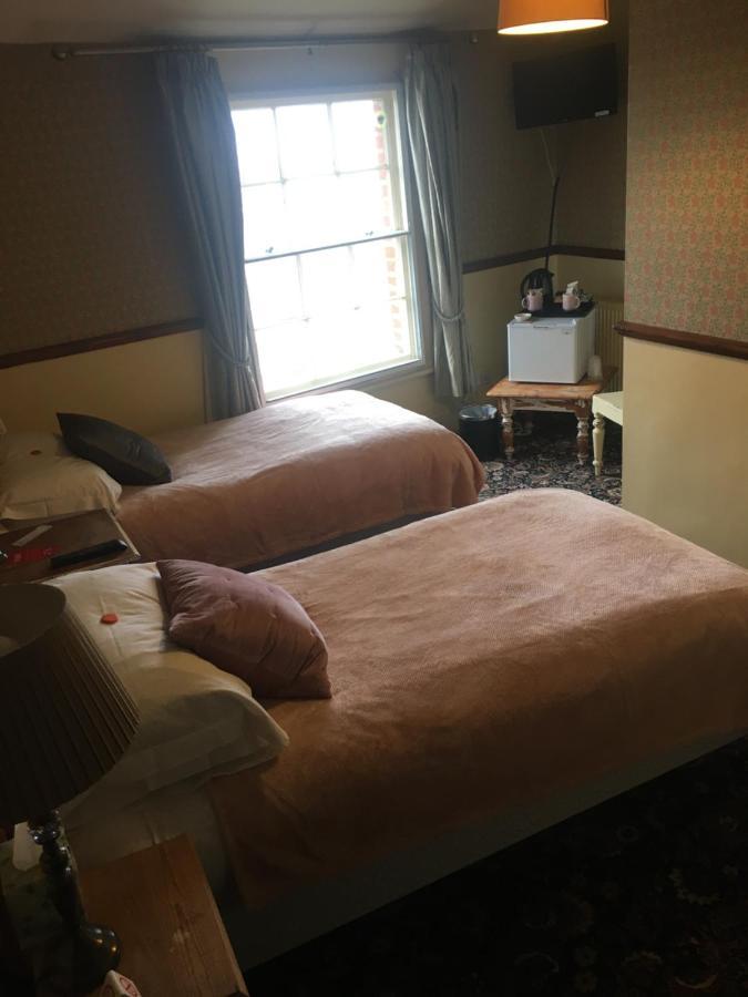 Regency House Bed & Breakfast Walton-on-the-Naze Exterior foto